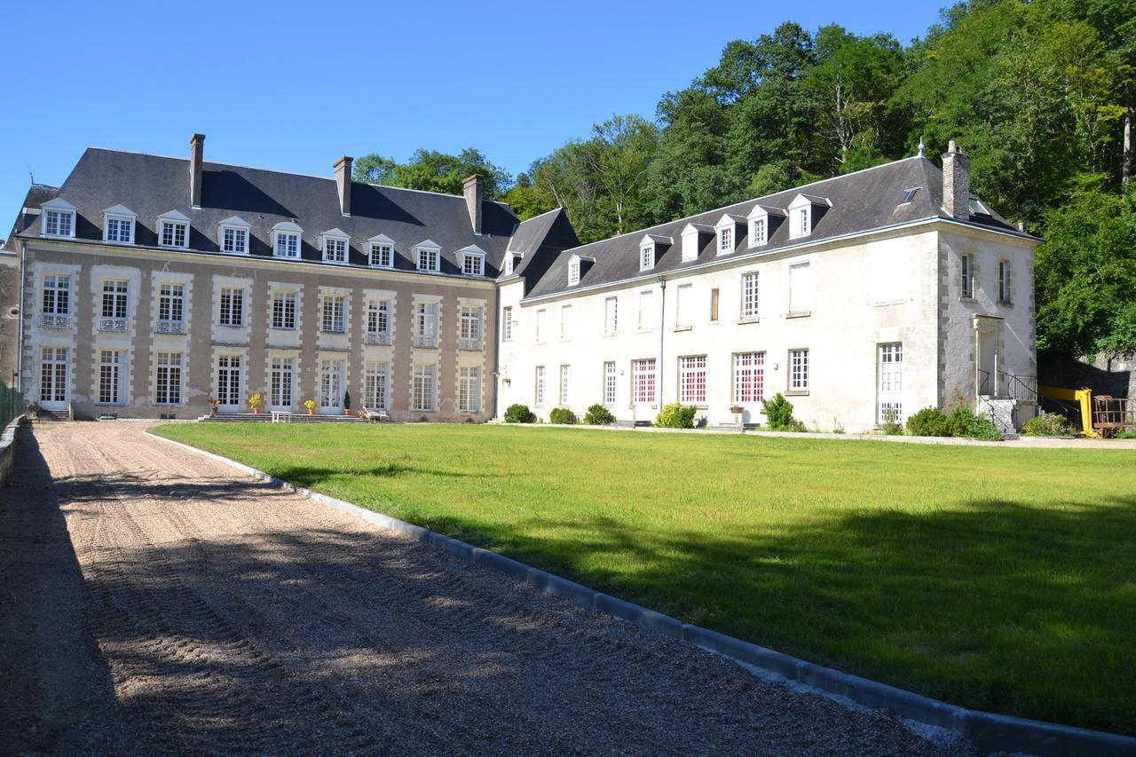Chateau De Saint Ouen Les Vignes 外观 照片